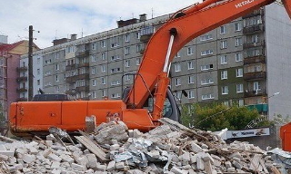 Вывоз строительного мусора с участка в Сергиевом Посаде недорого от 1554 руб. | ИП Садыков В. Р.